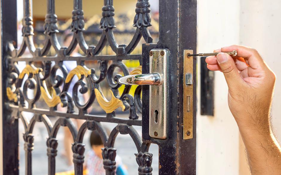 changement de serrure porte blindée prix Saint-Just-en-Chaussée